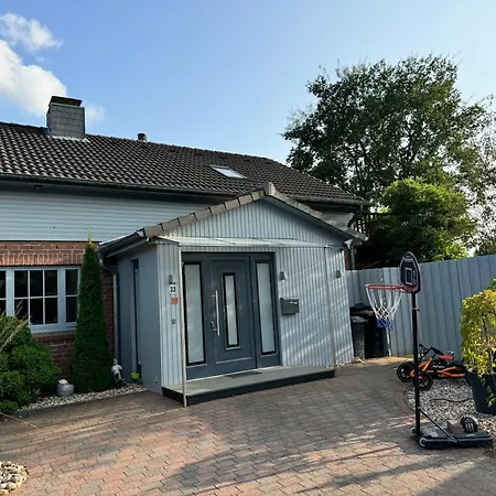 Haus Seeglueck Am Pruesssee Semesterbostad Guster